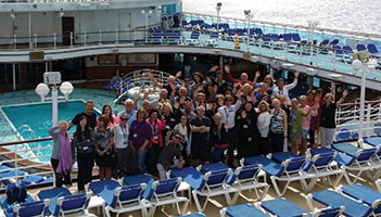 2014-Masters-group-on-Crown-Princess