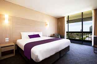 Adelaide-Executive-King-Room