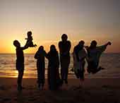 Muslims-In-Indonesia-Beach